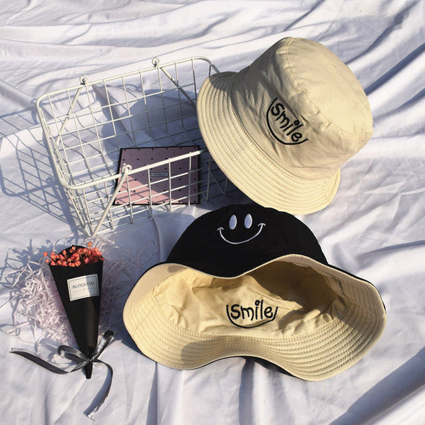 Beige and black cotton bucket hat fisherman hats with smiley logo for men and women summer sunshade