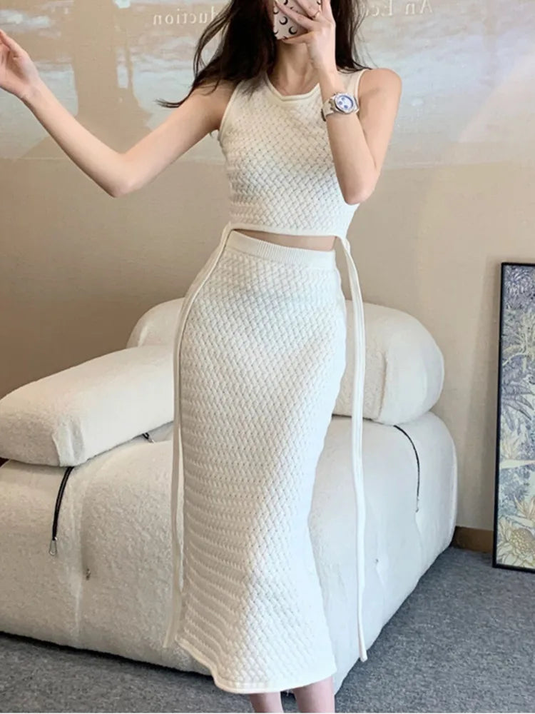 White knitted tank top and long skirt two-piece summer outfit for women 2023